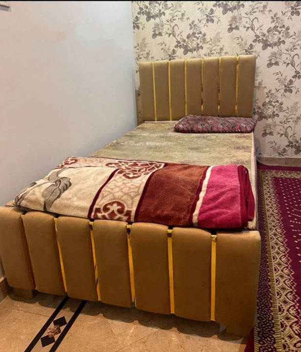 Beautiful Modern Wooden Single Bed, Elegant Designs, 72*36, customise