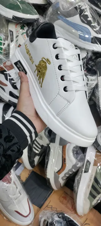 Trendy%20Leather%20Sneakers%20-%20Colorful%20-%20Lightweight%20-%20and%20Comfortable%20for%20Men%20-%20Elevate%20Your%20Casual%20Style%20-%20Image%203