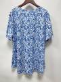 Plus-size spring-summer short-sleeved T-shirt with randomly printed buttons. 