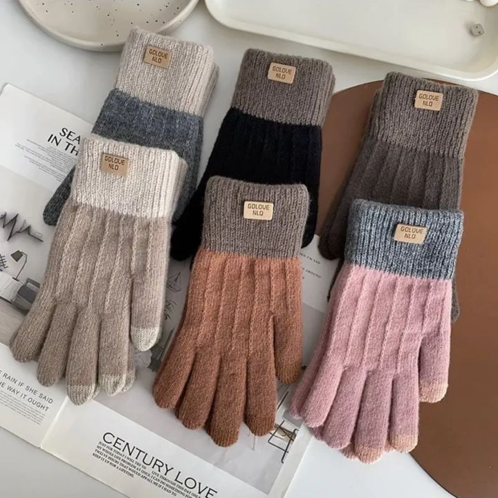 Winter%20Warm%20Touch%20Screen%20Half%20Fingerless%20Knitted%20Acrylic%20Gloves%20For%20Men%20And%20Women%20-%20Image%206
