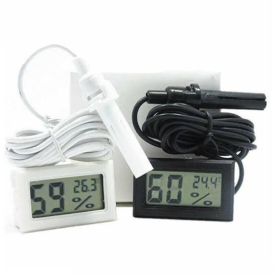 Combo%20pack%20One%20temperature%20controller%20&%20one%20Hydrometer%20-%20Image%203