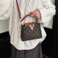 High-quality Appearance Patterned Diagonal Crossbody Bag with Large Capacity for Women, High-end and Luxurious Casual Retro Shel.