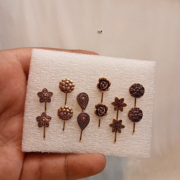 Oxidised%20Nose%20Pin%2012%20piece%20pack%20%7C%20Studs%20Nose%20Pin%20%7C%20Press%20On%20Nose%20Pin%20%7C%20Combo%20Nose%20Pin%20Press%20On%20Nose%20Pin%20%7C%20Oxidised%20Nose%20Pin%20For%20Women%20&%20Girls%20-%20Image%205