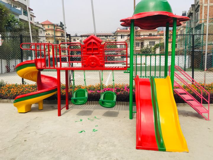 Small%20PlayStation%20Slide%20Swing%20Set%20For%20kids%20Play%20And%20Fun%20At%20Montessori,%20Schools,%20Parks%20,%20Home%20.%20-%20Image%202