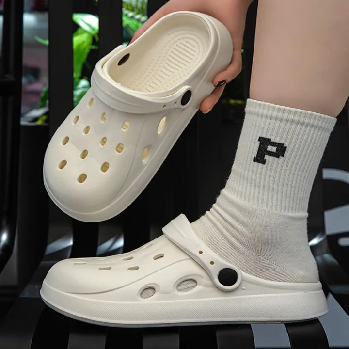Summer%20Hollow%20Out%20Closed%20Toe%20Non-slip%20Slippers%20Soft%20Bottom%20Clogs%20Sandals%20Women%20Men%20Lightweight%20Outdoor%20Thick-soled%20Garden%20Shoes%20-%20Image%203