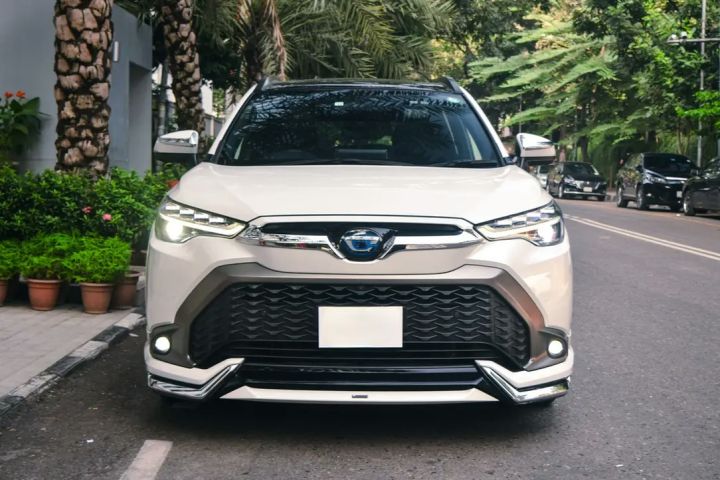 Toyota%20Corolla%20cross%20front%20bumper%20moss%20sporty%20look%20high%20quality%20plastic%20nickle%20crome%20for%20cross%20car%20exterior%20decoration%20modification%20accessories%20Elite%20Auto%20BD%20exclusive%20Decoration%20modification%20accessories%20-%20Image%204