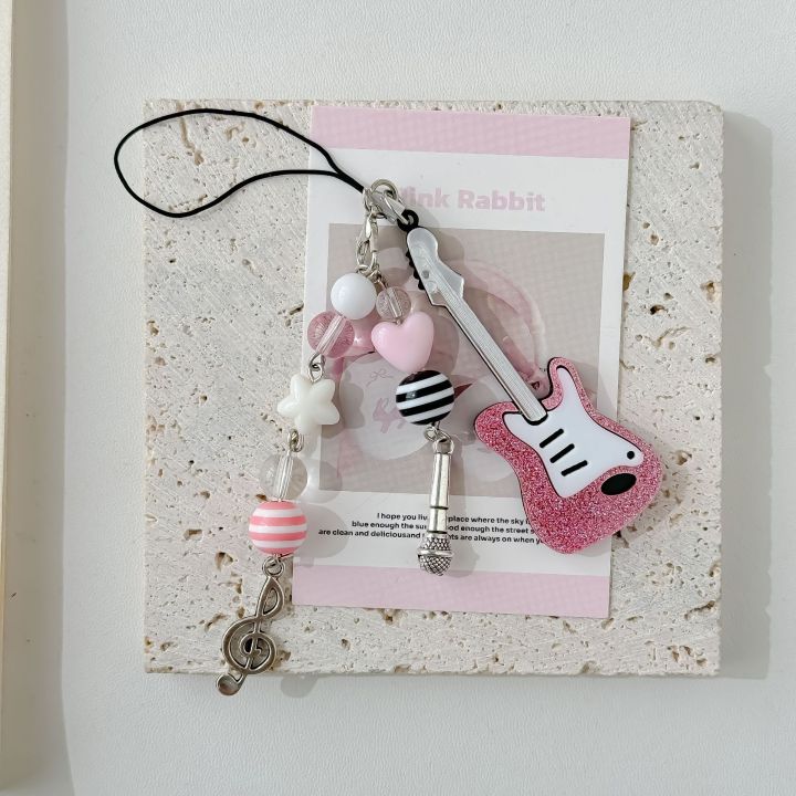 Y2K%20Phone%20Charms%20Pink%20Guitar%20Radio%20Keychain%20Microphone%20Pendant%20Key%20Ring%20Bag%20Phone%20Lanyard%20Cute%20Accessory%20for%20Girls%20Women%20Jewelry%20-%20Image%204