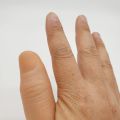 Magic Thumb, Magic Thumb Tip, Soft Plastic Finger, Magic Thumb Trick, Magic Finger Magic Trick Includes, Finger Magic Props, Artificial Fingers, for Magic Items Party. 