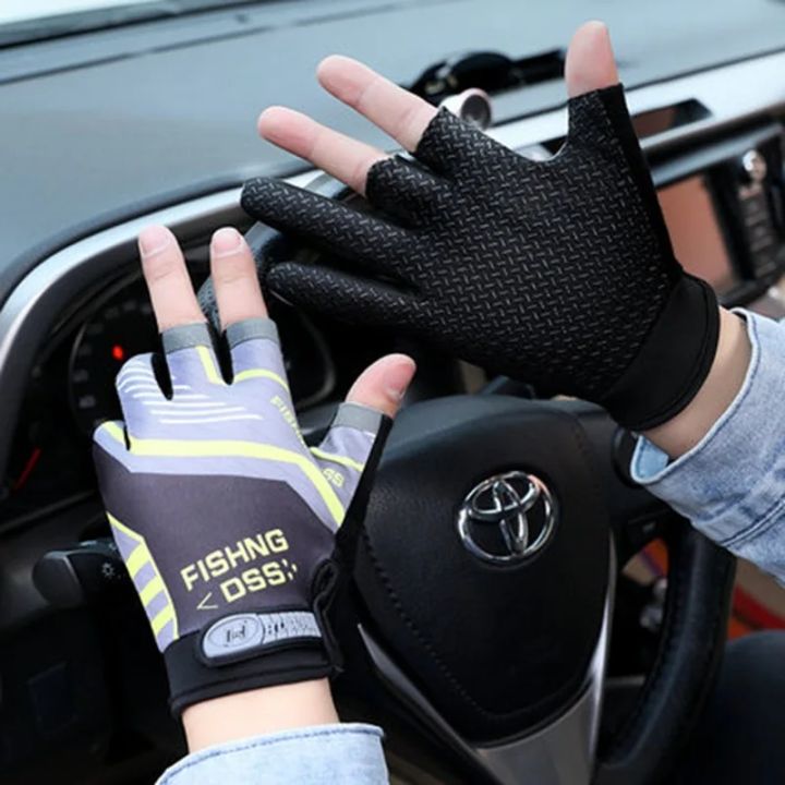 Fishing%20Cycling%20Gloves%20Men%20Summer%20Three%20Finger%20Cut%20Gloves%20for%20Fishing%20Sun%20Protection%20Male%20Anti-Slip%20Drive%20Breathable%20Thin%20Gloves%20-%20Image%204