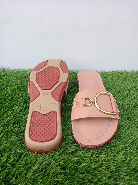 Stylish%20New%20Chappal%20for%20Women%20&%20Girls%20-%20Fashionable,%20Trendy%20Designs%20for%20All%20Seasons%20-%20Image%204