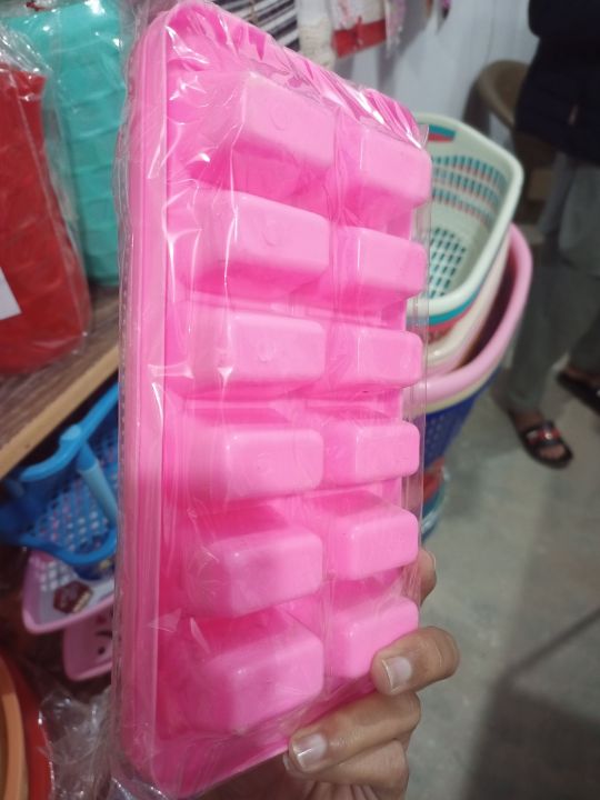 Ice%20cube%20Maker%20-%20Fridge%20Ice%20cube%20%F0%9F%A7%8A%20Maker%20-%20Image%205