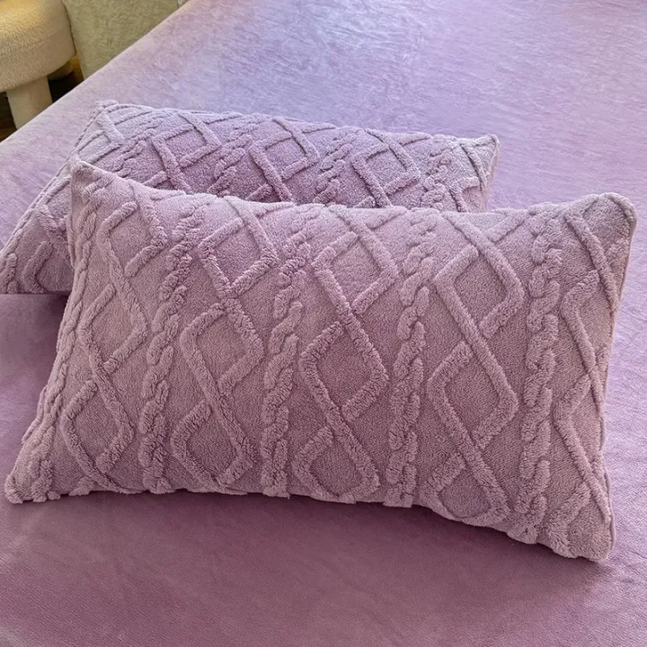 Milk%20Fleece%20Winter%20Thickened%20Pillowcase%20Bedding%20Coral%20Fleece%20Simple%20Luxury%20Winter%20Warm%20Soft%20Pillows%20Cover%20-%20Image%203