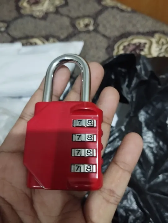 4%20Digit%20Combination%20Lock,%204-Digit%20Combination%20Padlock%20Keyless,%20Resettable%20Outdoor%20Waterproof%20Padlock%20for%20School%20Gym%20Locker,%20Sports%20Locker,%20Fence,%20Toolbox,%20Gate,%20Hasp%20Storage,%20Red%20-%20Image%203