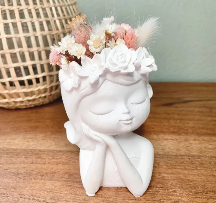 2%20piece%20cute%20mini%20dolls%20%20%20Statue%20for%20home%20decoration%20100%25REAL%20AND%20ORIGINAL%20PRODUCT%20-%20Image%202