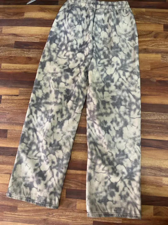 American%20Retro%20Tie-Dye%20Printed%20Casual%20Wide-Leg%20Pants%20for%20Women,%20New%20Spring%20and%20Autumn%20High-Waisted%20Loose%20Slimming%20Drapey%20Floor-Length%20Trousers%20-%20Image%206