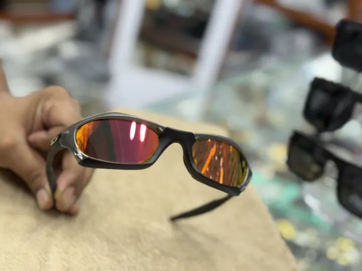 Oakley%20Splice%20Minute%20Unisex%20Sunglasses%20%E2%80%93%20Stylish%20Polarized%20UV400%20Protection,%20Impact-Resistant%20Frame%20for%20Sports%20&%20Everyday%20Wear%20-%20Image%204