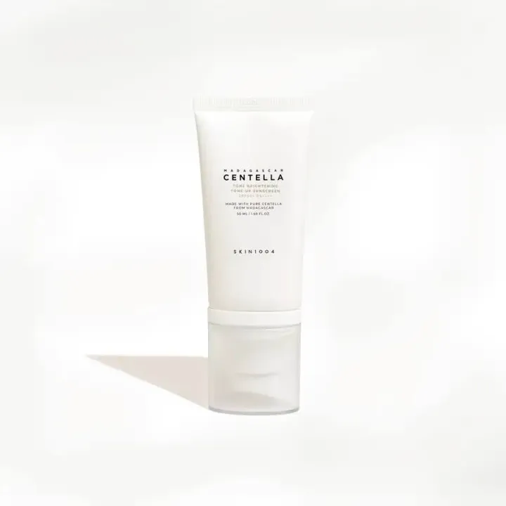 SKIN1004%20Madagascar%20Centella%20Tone%20Brightening%20Tone-Up%20Sunscreen%2050ml%20-%20Image%202