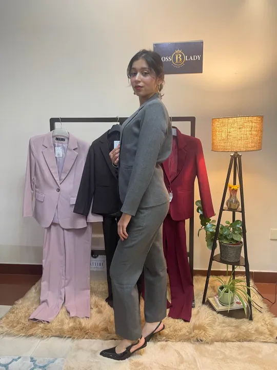 Boss%20Lady%20Dark%20Grey%20Cotton%20Front%20Button%20Formal%20Pant%20For%20Women%20-%20Image%204
