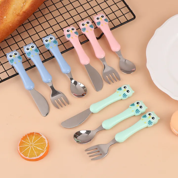 3pcs%20304%20Stainless%20Steel%20Children%20Knife%20Fork%20Spoon%20Kids%20Cutlery%20Set%20with%20Storage%20Box%20Cute%20Portable%20%20Children's%20Feeding%20Utensils%20-%20Image%202