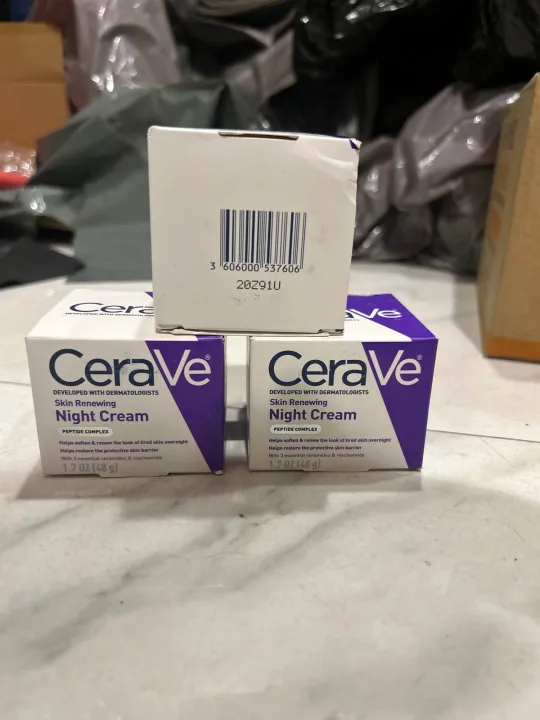 CeraVe%20Skin%20Renewing%20Night%20Cream%20-%20Image%204