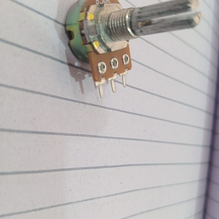 Pack%20of%205%20-%2050K%20Ohm%20Variable%20Resistor%20Rotary%20Potentiometer%20-%20B50K%20-%203%20Pin%20volume%20controls%20on%20audio%20equipment%20-%20Image%206