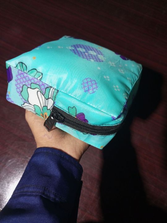 Pad%20Bag%20for%20Girls%20%E2%80%93%20Waterproof%20Sanitary%20Napkin%20Storage%20Pouch%20%7C%20Portable%20Period%20Pad%20Bag%20for%20School%20&%20Travel%20%7C%20Compact%20Tampon%20&%20Makeup%20Organizer%20for%20Teen%20Girls%20&%20Women%20%7C%20Multipurpose%20Pad%20Box%20&%20Coin%20Purse%20-%20Image%202