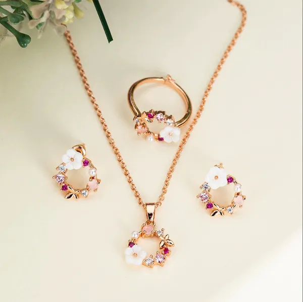 Korean%20Style%20Ins%20Style%20Fresh%20Butterfly%20Flower%20Shell%20Necklace%20Women's%20Fashionable%20New%20Clavicle%20Chain%20Cross-border%20Domestic%20Hot%20Sale%20-%20Image%203