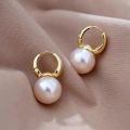 New In Imitation Pearl Hoop Earrings Women Fashion Minimalist Style Copper Ear Buckle Light Luxury Wedding Earring Accesories.