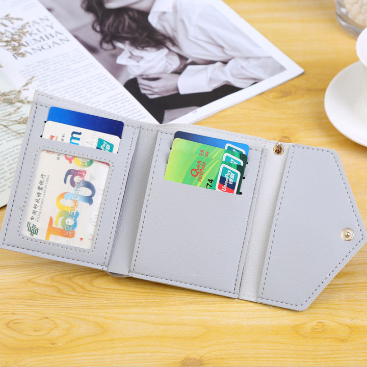 Wallet%20Women's%202024%20New%20Short%20Style%20Tassel%20Pendant%20Litchi%20Pattern%20Money%20Clip%20Card%20Bag,%20Cute%20Zero%20Wallet%20in%20Hand%20-%20Image%206