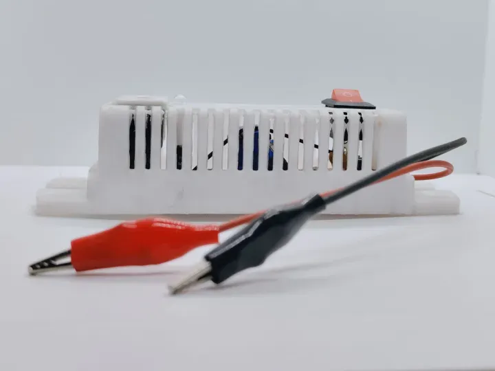 Mini%20Power%20Inverter%2012%20Volt%20DC%20to%20220V%20Volt%20And%2020%20Watts%20High%20Quality%20Inverter%20-%20Image%203