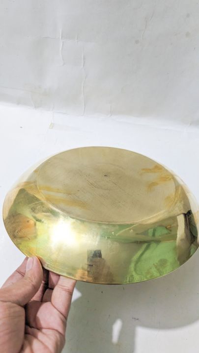 Brass%20Beli%20Thala%20-%20Pitol%20Beli%20Plate%20-%209.5/10%20inches%20-%20Image%202