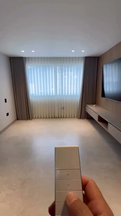 Motorized Curtain Tracks, Electric Drapery System, Electric Curtain Tracks