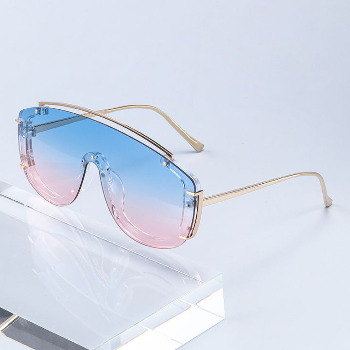 Sweet%20And%20Cool%20Gradient%20Sunglasses,%20Large-framed%20Sunglasses,%20Makes%20Face%20Look%20Smaller%20And%20Offers%20Uv%20Protection.3092%20-%20Image%204