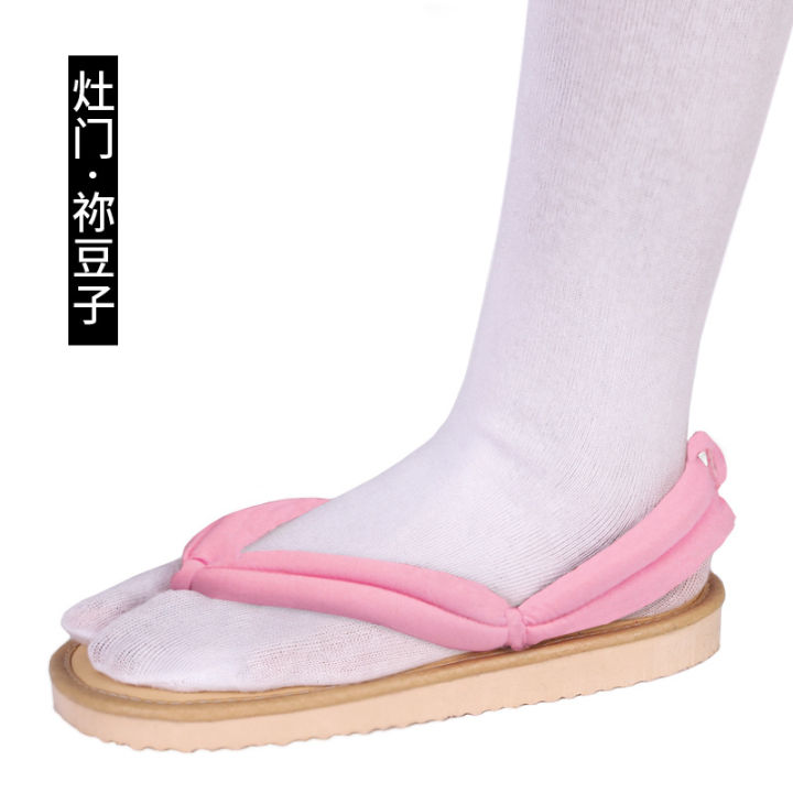 1%20Pair%20Anime%20Cosplay%20Shoes%20Tanjirou%20Nezuko%20Zenitsu%20Giyuu%20Shinobu%20Kyoujurou%20Muichirou%20Mitsuri%20Sandals%20Geta%20Clogs%20Flip%20Flops%20-%20Image%204