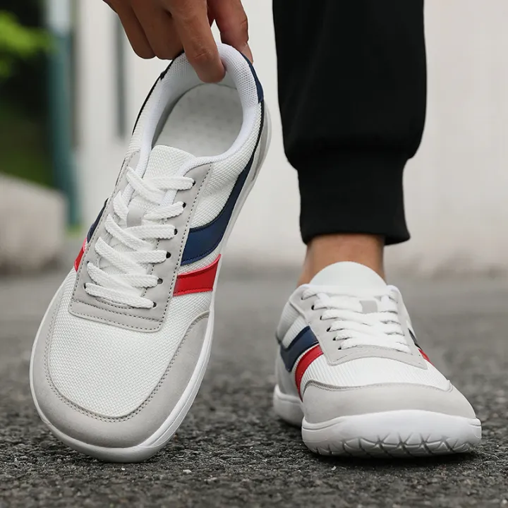 New%20Wide%20Toe%20Men%20Shoes%20Casual%20Versatile%20Soft%20Sole%20Wide%20Last%20Shoes%20Walking%20Sneakers%20Breathable%20Mesh%20Comfortable%20Barefoot%20Shoes%20-%20Image%204