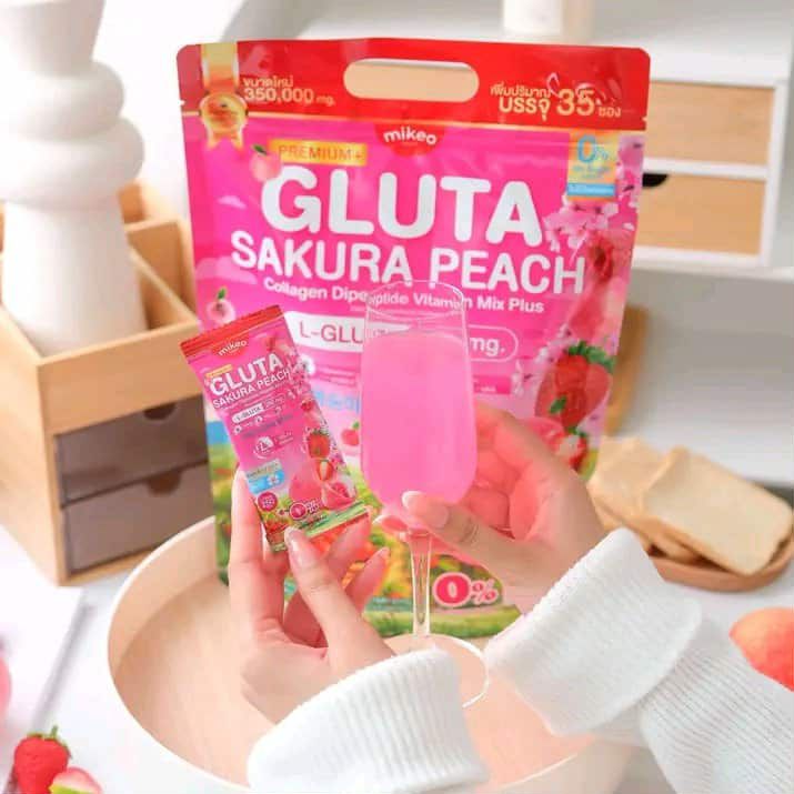 Gluta%20Sakura%20Peach%20Collagen%20Mix%20Plus%20Juice%20for%20Face%20&%20Full%20Body%20Whitening%20-%20Image%202
