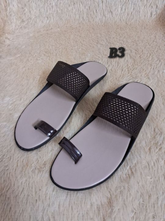 Slippers%20for%20women%20Beauty%20handmade%20slides%20black%20and%20gold%20srilanka%20made%20comfort%20for%20your%20foot%20-%20Image%206
