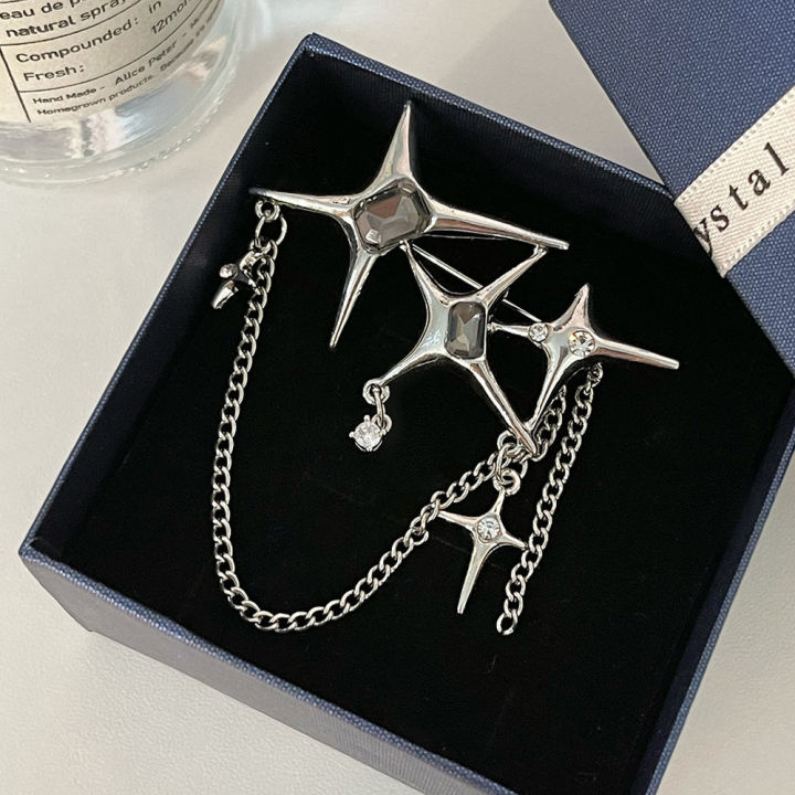 New Four-Pointed Star Pins Brooch Trendy Rhinestone Inlaid Long Chain Stars Tassel Badge Lapel Pin Jewelry Collar Accessory