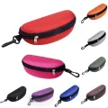 1pc Portable Sunglasses Case Protector Oxford Cloth Hard EVA Zippered Eyeglasses Case with Carabiner Unisex Eyewear Accessories. 