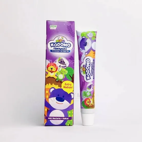 kodomo%20baby%20toothpaste%20-%20Image%203