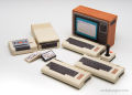 Commodore classic computer model VIC-20 doll paper model papercraft (for DIY cutting). 