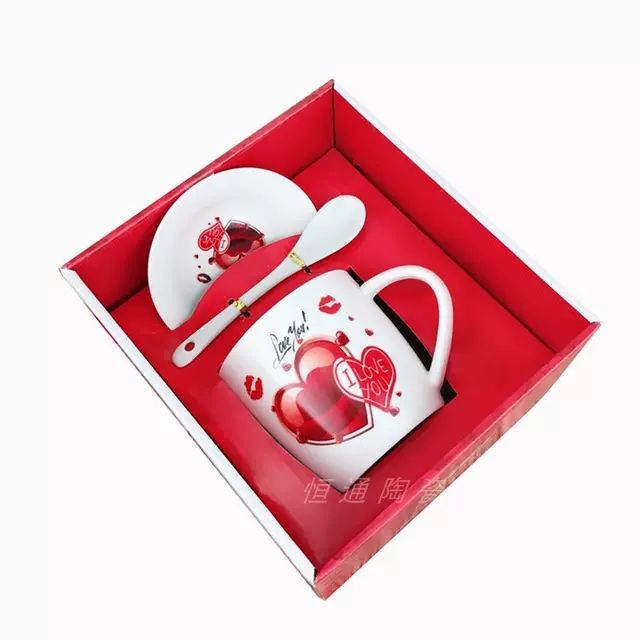 Starbucks mug with spoon and top