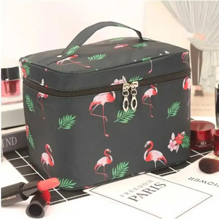 Handheld%20Makeup%20Storage%20Bag%20Waterproof%20Portable%20Multifunctional%20Travel%20Cosmetic%20Cleaning%20Organiser%20Jewellery%20Display%20Case%20-%20Image%204