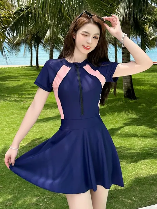 Ladies%20Fully%20Stretch%20Swimming%20Costume%20For%20Age%20Group%20Of%2012+%20-%20Image%202