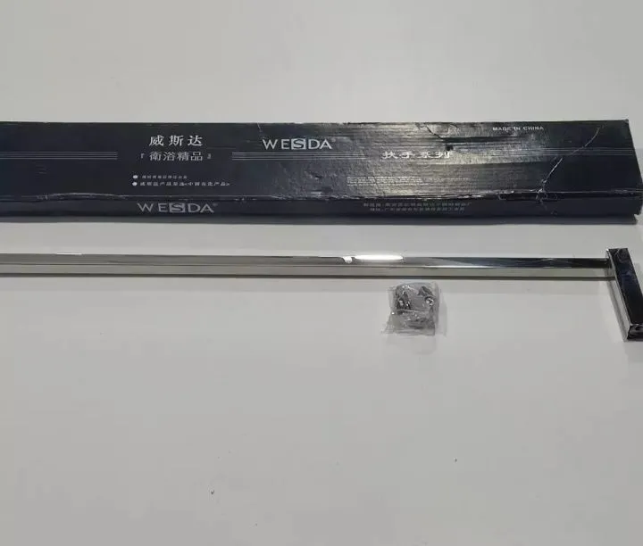 Stainless%20Steel%20Square%20Towel%20Bar%20-%20Image%203