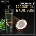 Tresemme Shampoo 400ml Botanique Nourish & Replenish With Coconut Oil & Aloe Vera Shampoo.