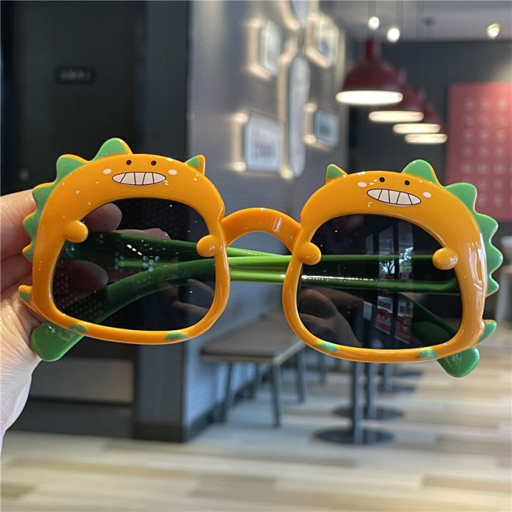 Dinosaur%20Kids%20Sunglasses%20-%20UV%20Protection%20Cartoon%20Eyewear%20for%20Boys%20&%20Girls%20-%20Image%203