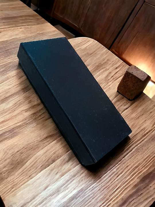 1pc%20Simple%20Black%20Square%20Dustproof%20Watch%20Storage%20Box%20Single%20Watch%20Jewelry%20Holder%20Watch%20Packaging%20Gift%20Box%20Wristwatch%20Display%20Case%20-%20Image%204