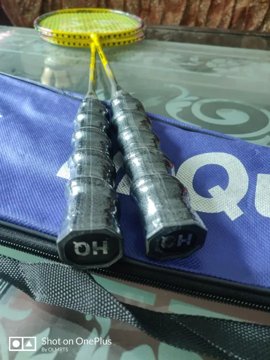 best%20HI-qua%20badminton%20racket%20pair%20-%20Image%205