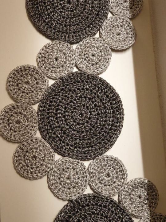 customized%20best%20quality%20handmade%20crochet%20mat%20for%20dressing%20through%20%7C%20dinning%20table%20and%20central%20table%20mat%20-%20Image%203